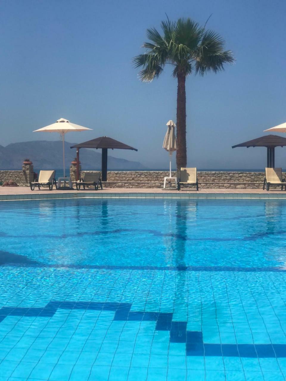 Aquamar Beach Hotel Kournás Esterno foto