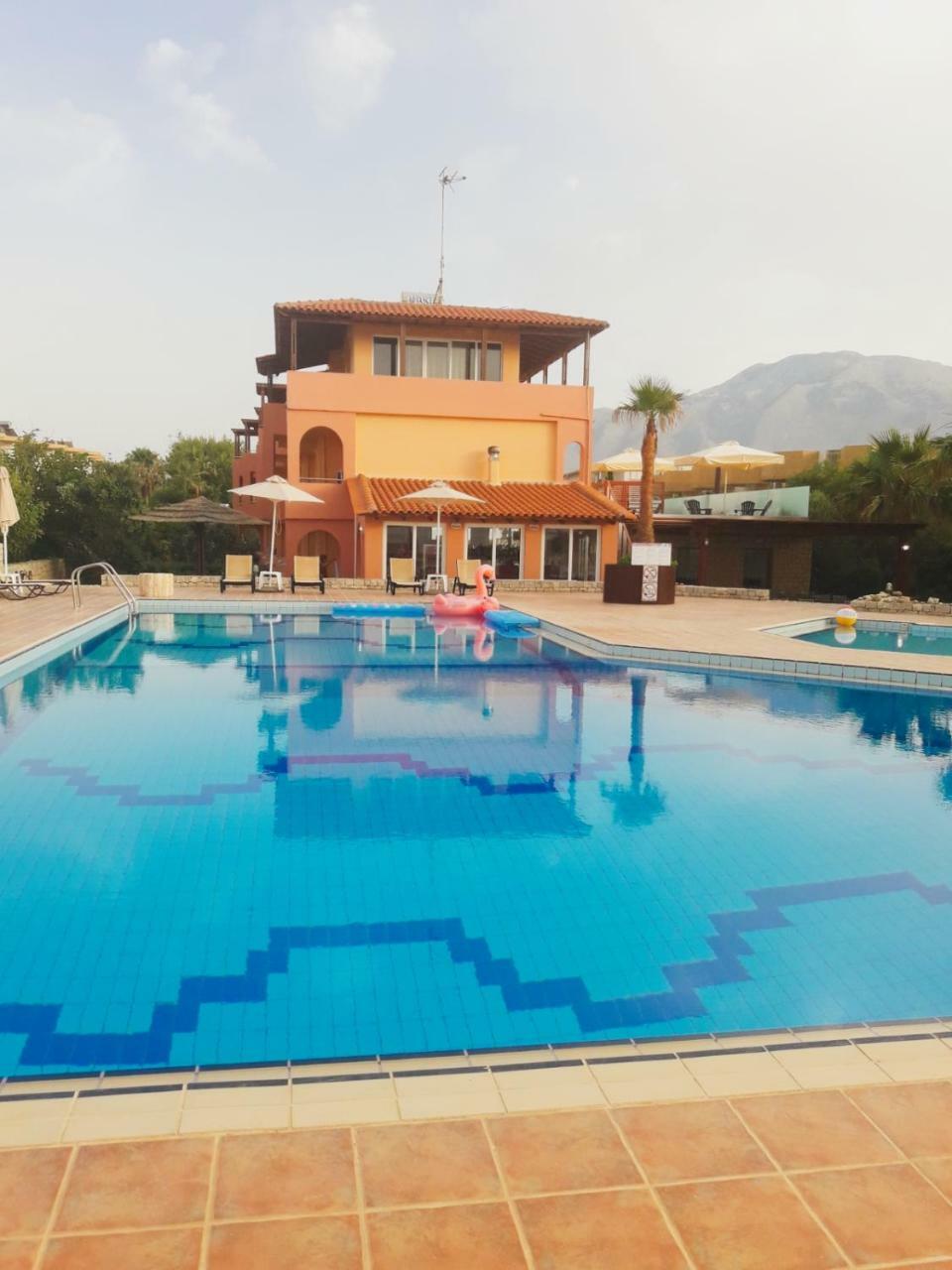 Aquamar Beach Hotel Kournás Esterno foto